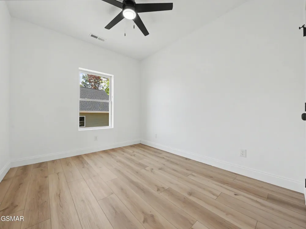 2435 Scenic Mountain Drive Sevierville, TN 37876