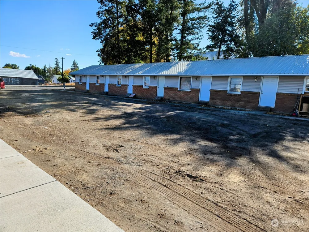 415 W Main Street Almira, WA 99103