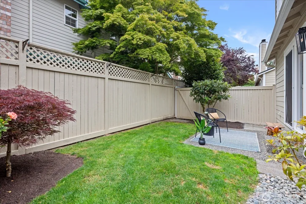 7823 196th Street SW #A Edmonds, WA 98026