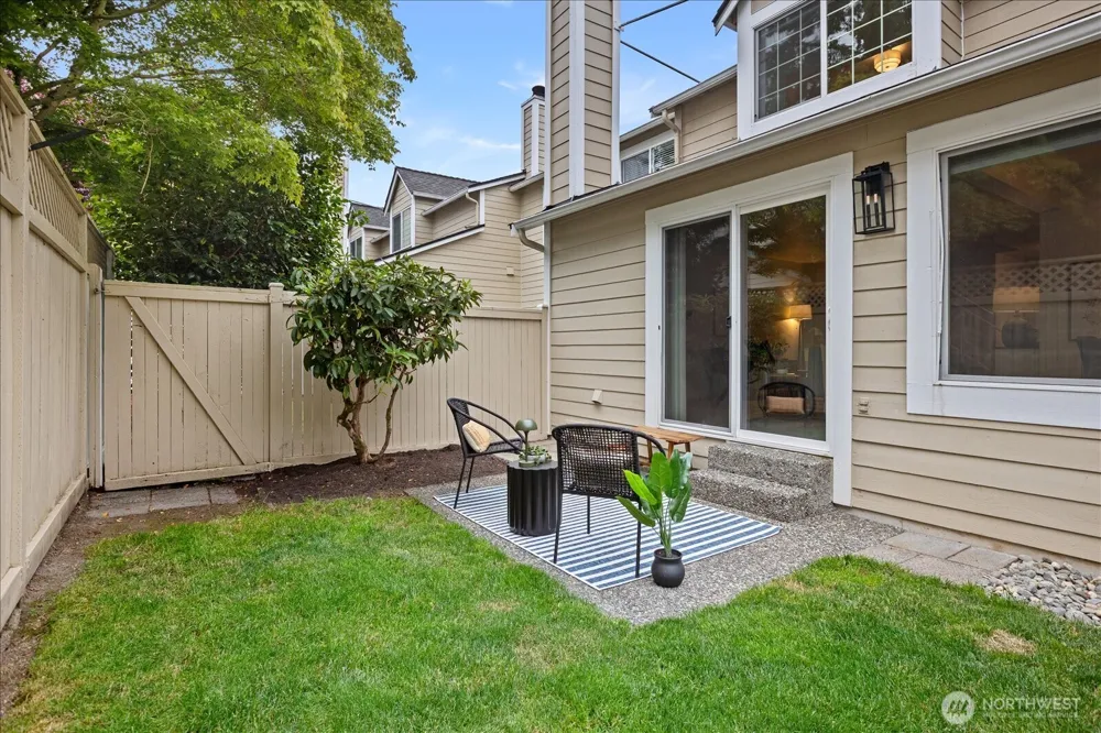 7823 196th Street SW #A Edmonds, WA 98026