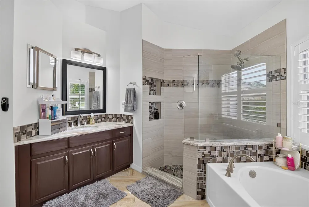 12935 RAYSBROOK DRIVE Riverview, FL 33569