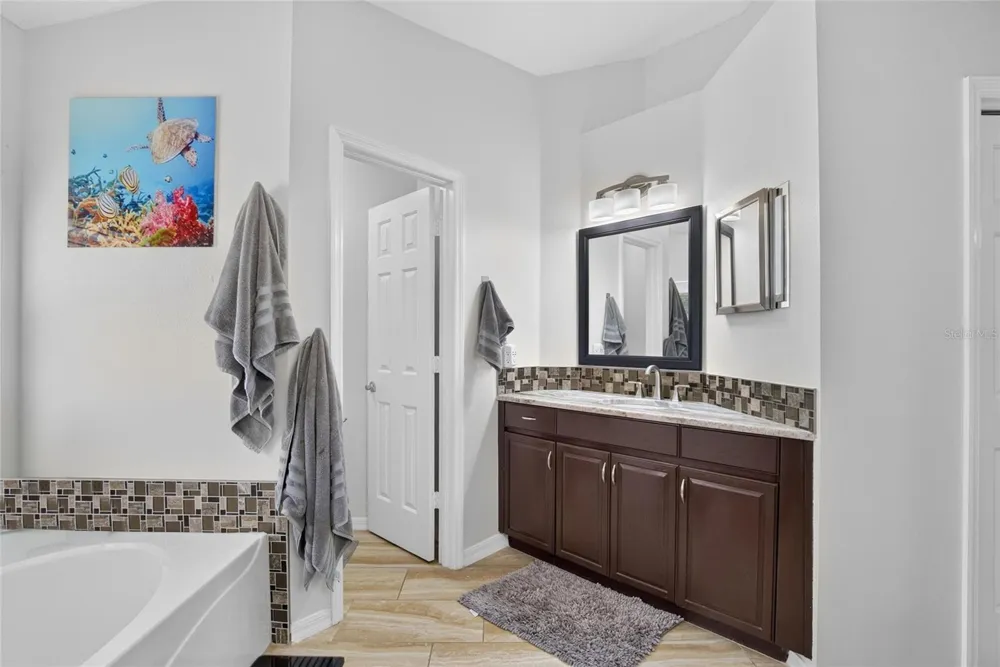 12935 RAYSBROOK DRIVE Riverview, FL 33569