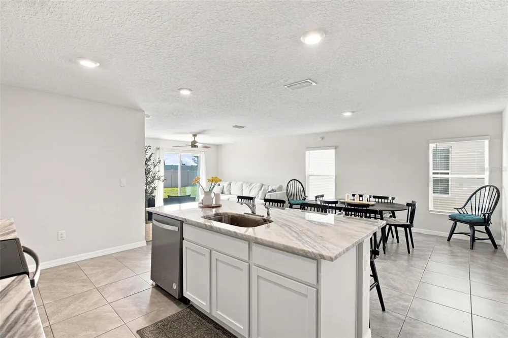 6118 DISTANT HAZE PLACE Palmetto, FL 34221