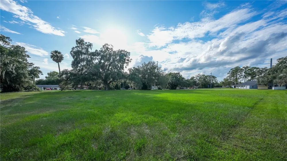 1925 COUNTY ROAD 19A Eustis, FL 32726