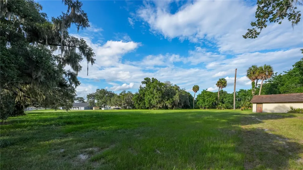 1925 COUNTY ROAD 19A Eustis, FL 32726