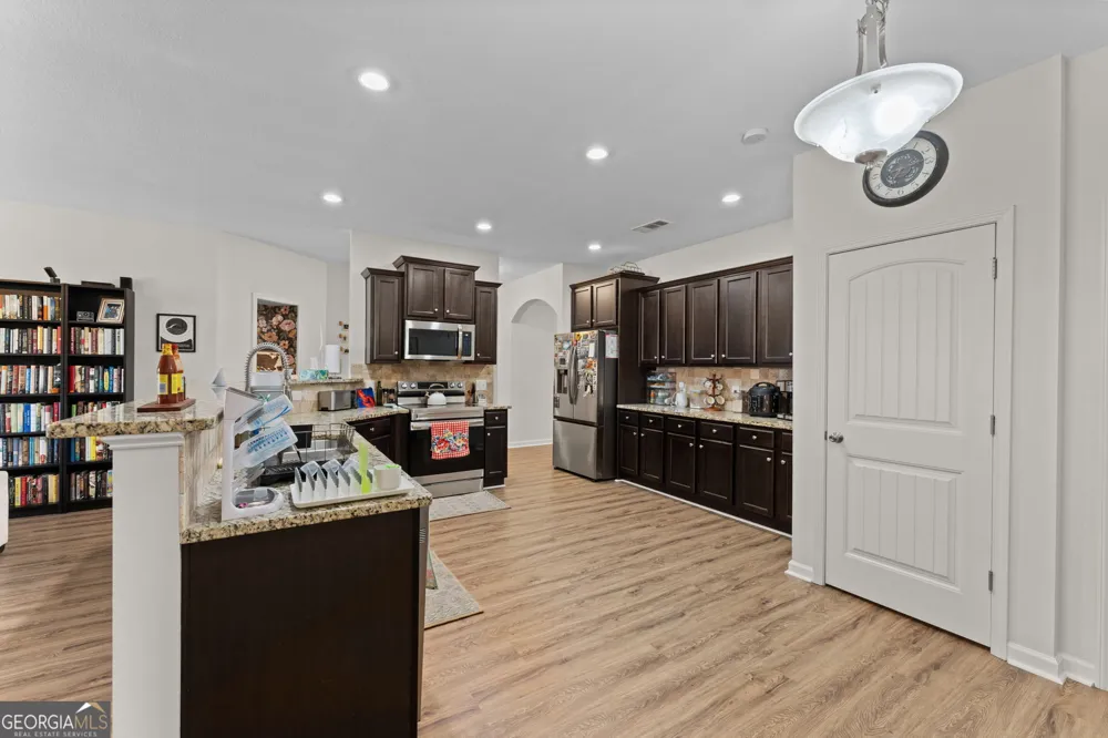 205 Christopher Luke CIR Perry, GA 31069
