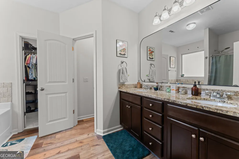 205 Christopher Luke CIR Perry, GA 31069