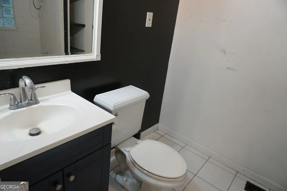 766 Pineridge DR Forest Park, GA 30297