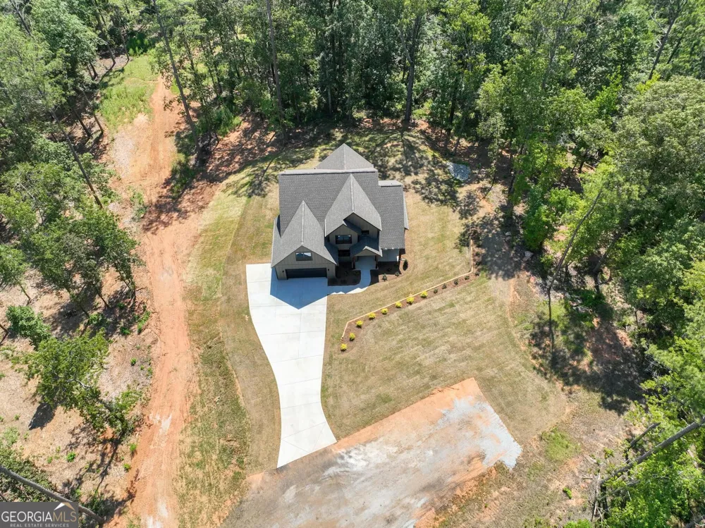 2478 Fischer Road Sharpsburg, GA 30277
