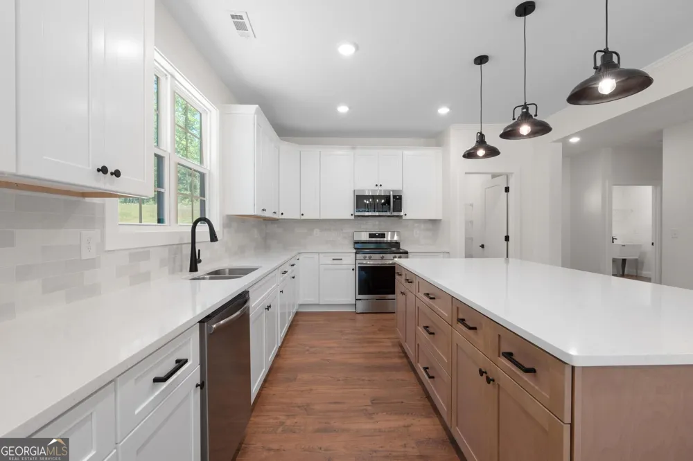 2478 Fischer Road Sharpsburg, GA 30277