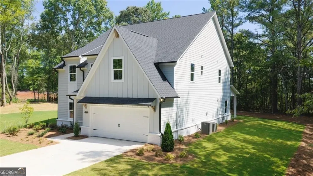 8110 Lennox Lane Cumming, GA 30028