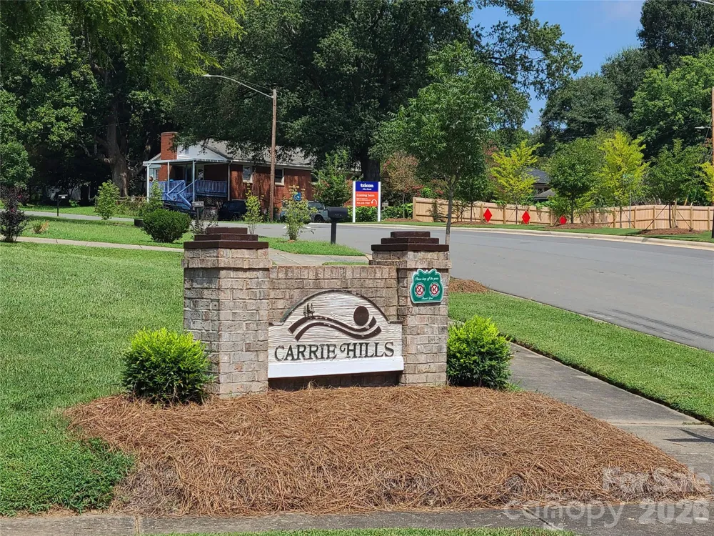 4809 Garvis Drive #20 Charlotte, NC 28269