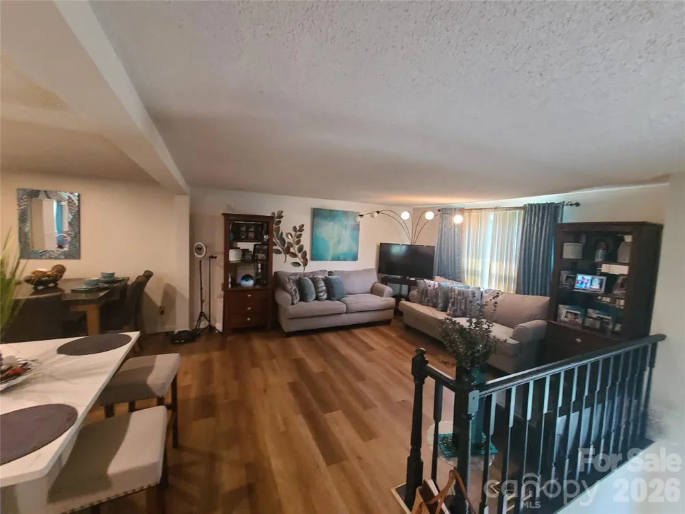 4809 Garvis Drive #20 Charlotte, NC 28269