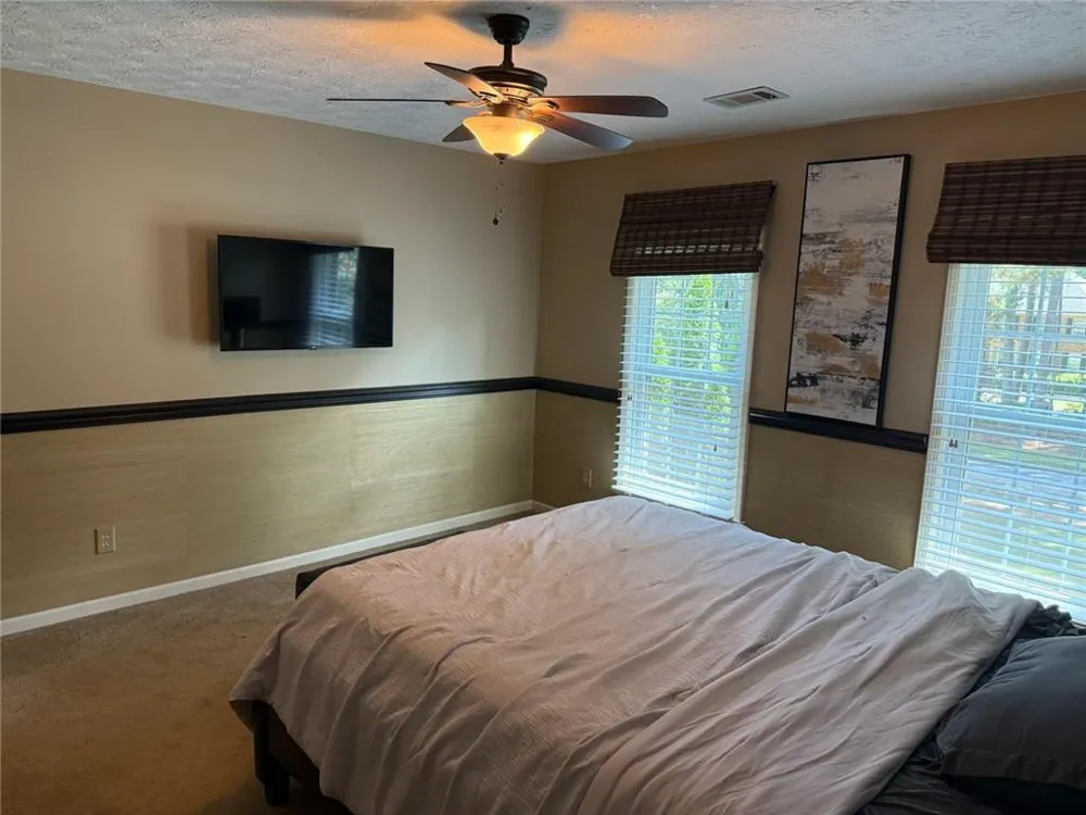 290 Dix Lee On Drive Fayetteville, GA 30214