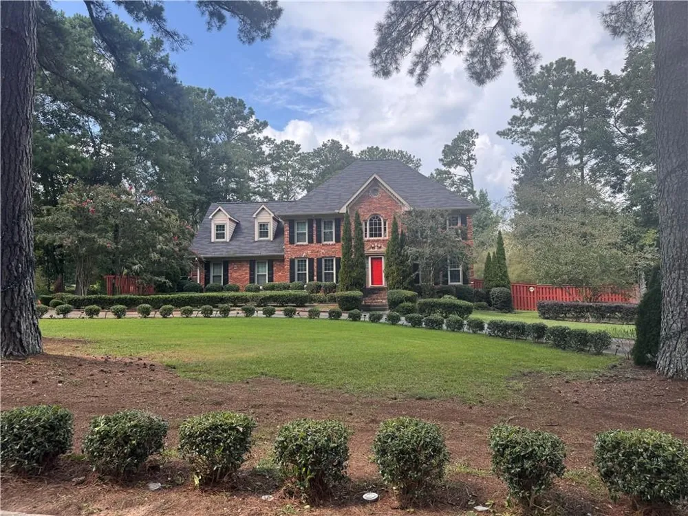 290 Dix Lee On Drive Fayetteville, GA 30214