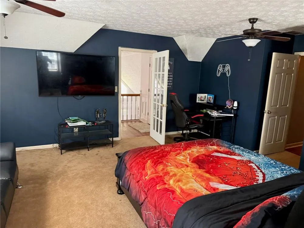 290 Dix Lee On Drive Fayetteville, GA 30214
