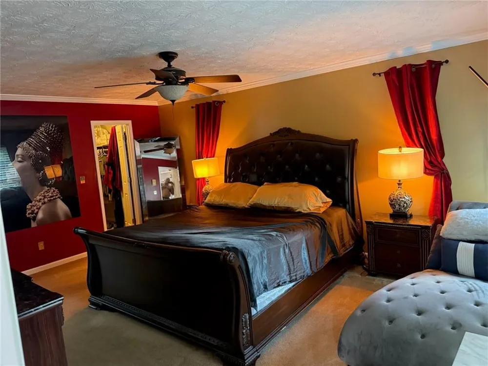 290 Dix Lee On Drive Fayetteville, GA 30214