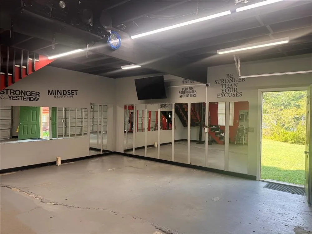 290 Dix Lee On Drive Fayetteville, GA 30214