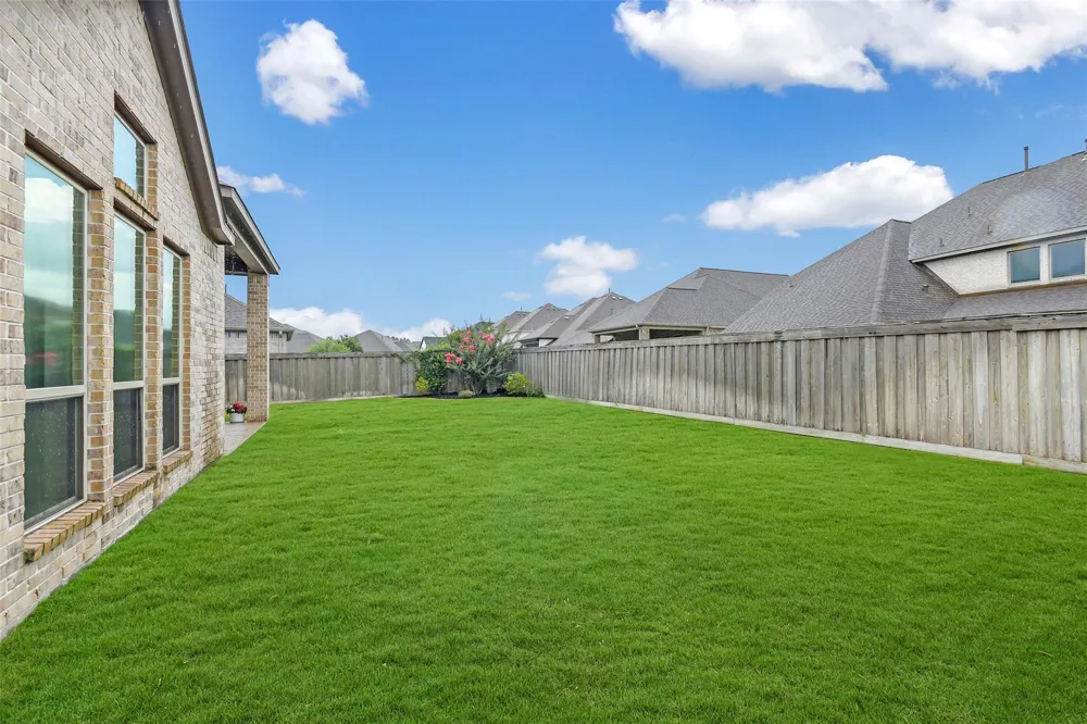 28187 Briarwood Pass Spring, TX 77386