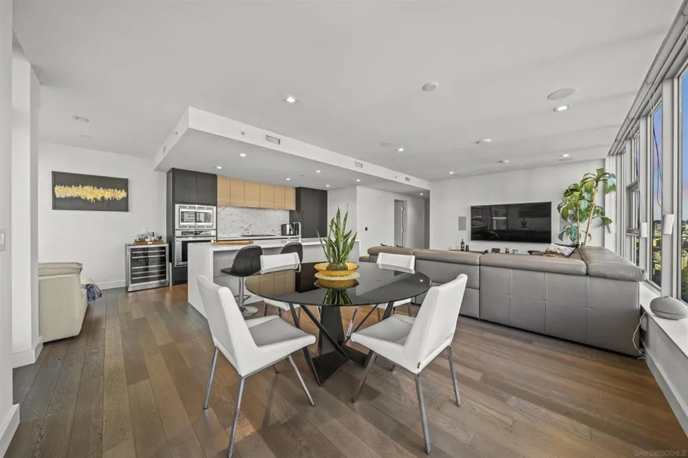 1388 Kettner Blvd #1706 San Diego, CA 92101
