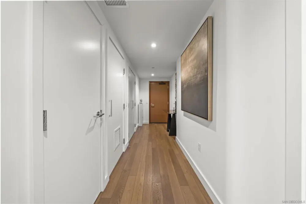 1388 Kettner Blvd #1706 San Diego, CA 92101