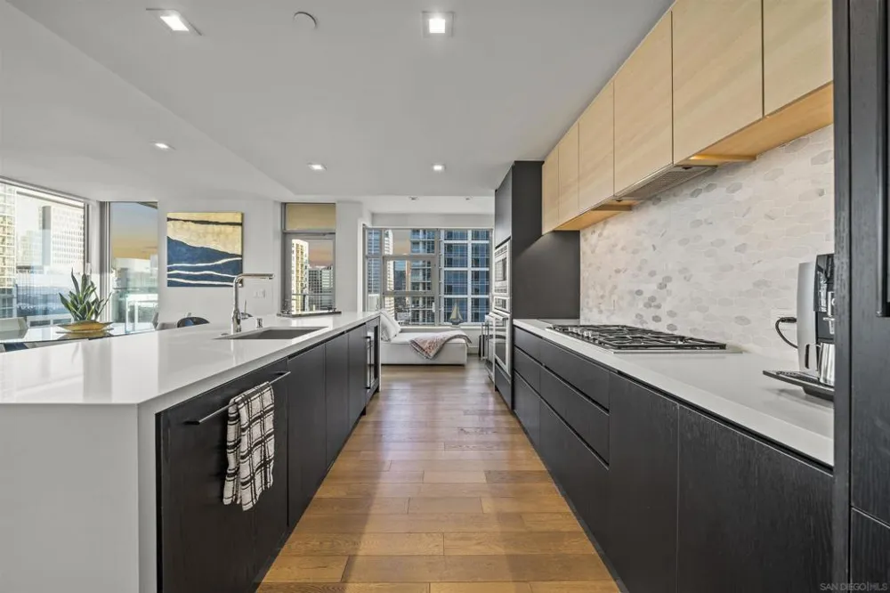 1388 Kettner Blvd #1706 San Diego, CA 92101