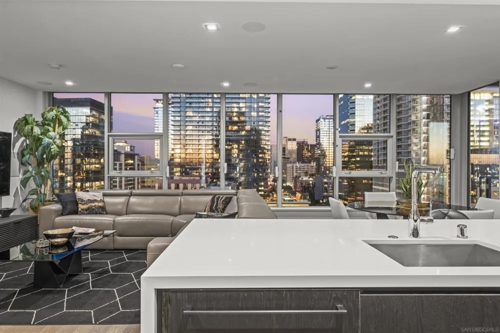 1388 Kettner Blvd #1706 San Diego, CA 92101