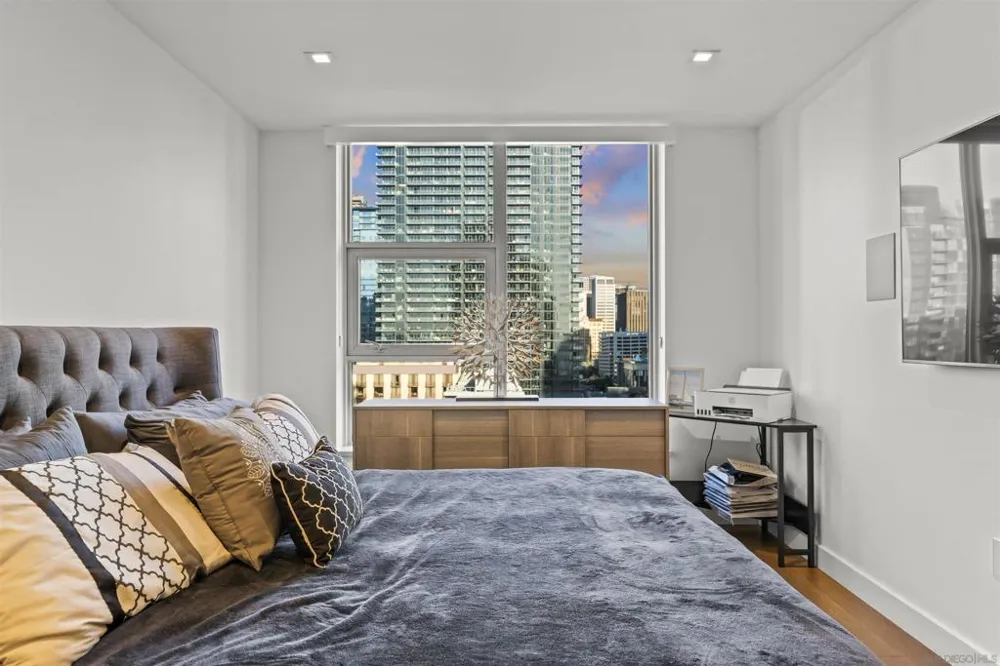 1388 Kettner Blvd #1706 San Diego, CA 92101