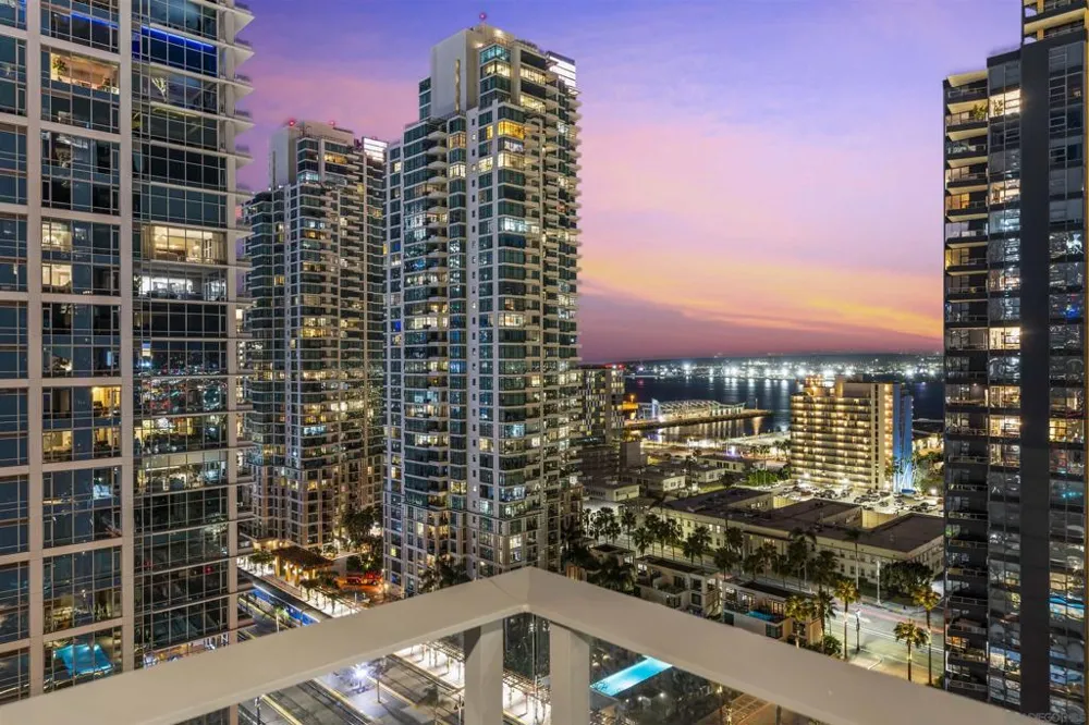 1388 Kettner Blvd #1706 San Diego, CA 92101