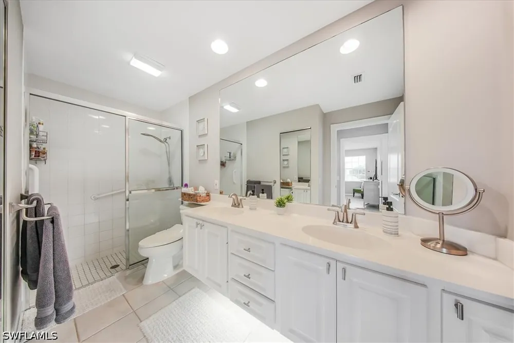 Pasadena Court Naples, FL 34109