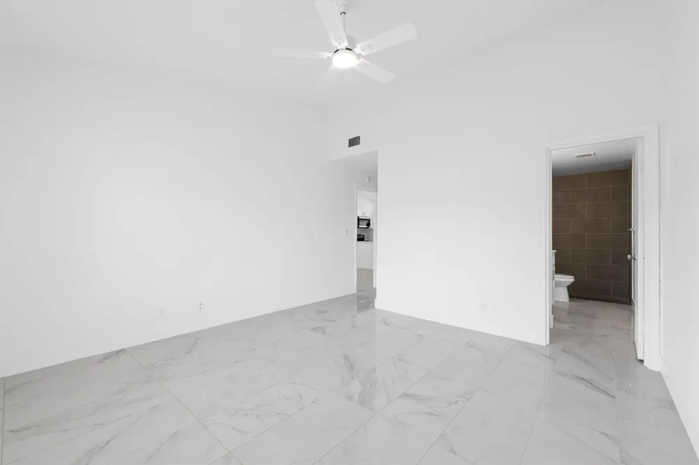 8580 NW 32nd Street Coral Springs, FL 33065