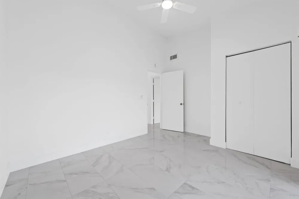 8580 NW 32nd Street Coral Springs, FL 33065