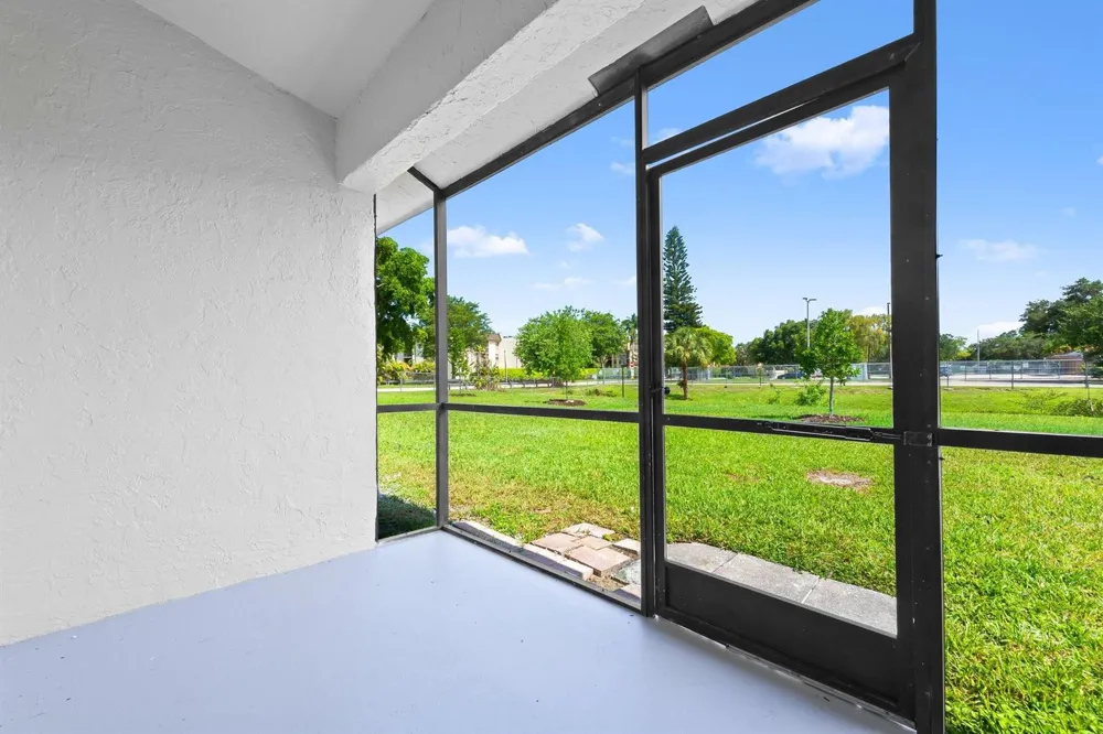 8580 NW 32nd Street Coral Springs, FL 33065