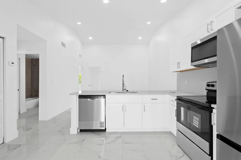 8580 NW 32nd Street Coral Springs, FL 33065