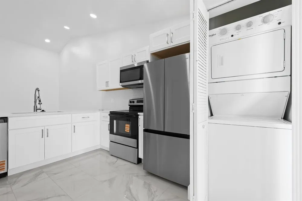 8580 NW 32nd Street Coral Springs, FL 33065