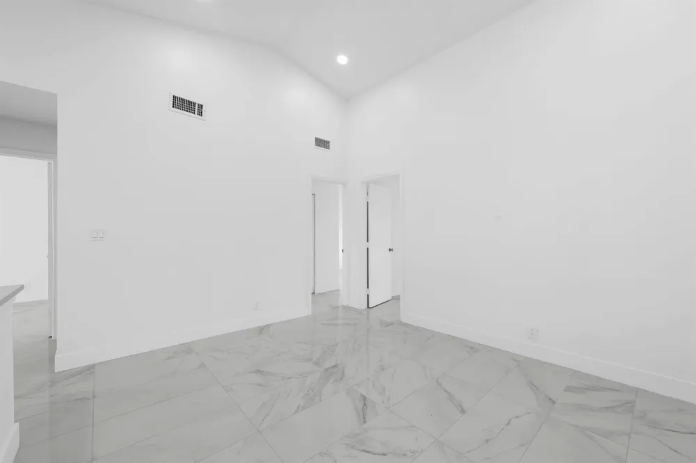 8580 NW 32nd Street Coral Springs, FL 33065