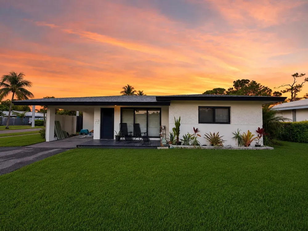 150 SE 5TH COURT Pompano Beach, FL 33060