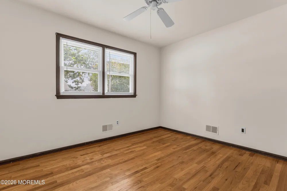 1118 Longboat Avenue Beachwood, NJ 08722