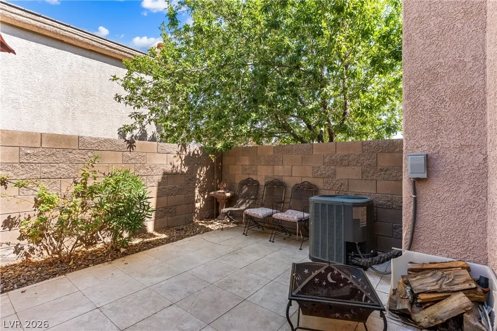 1633 Cave Spring Drive Henderson, NV 89014