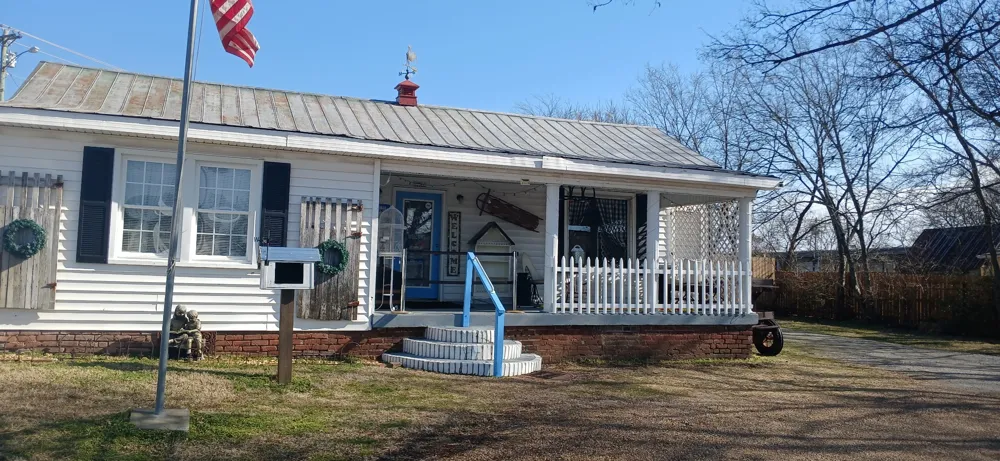 402 E Main St E Lebanon, TN 37087