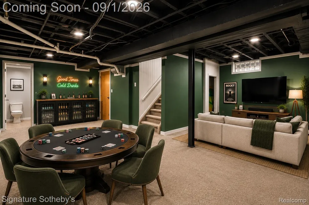 2219 Royal Avenue Berkley City, MI 48072