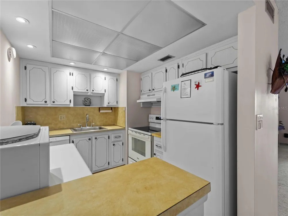 72 BOUNDARY BOULEVARD #226 Rotonda West, FL 33947