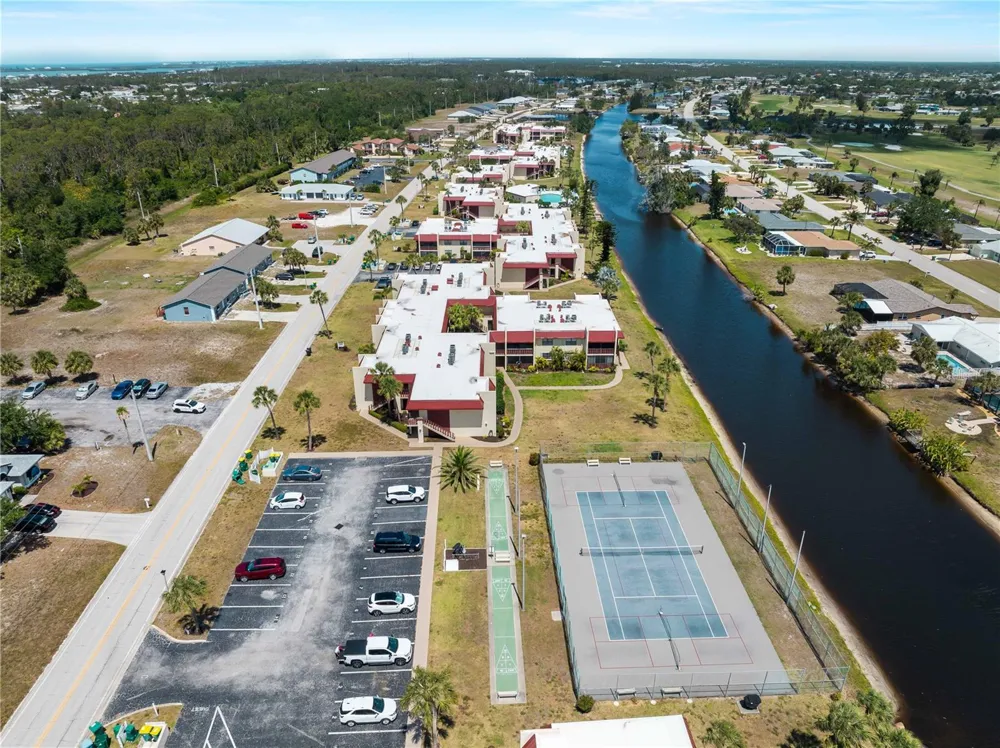 72 BOUNDARY BOULEVARD #226 Rotonda West, FL 33947