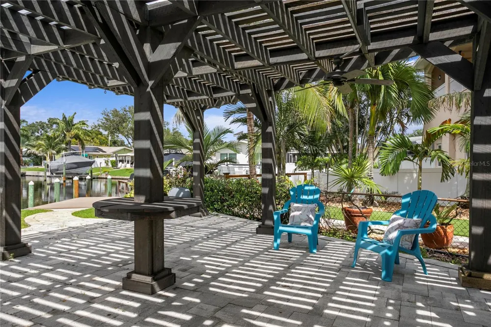 4051 14TH STREET NE St Petersburg, FL 33703