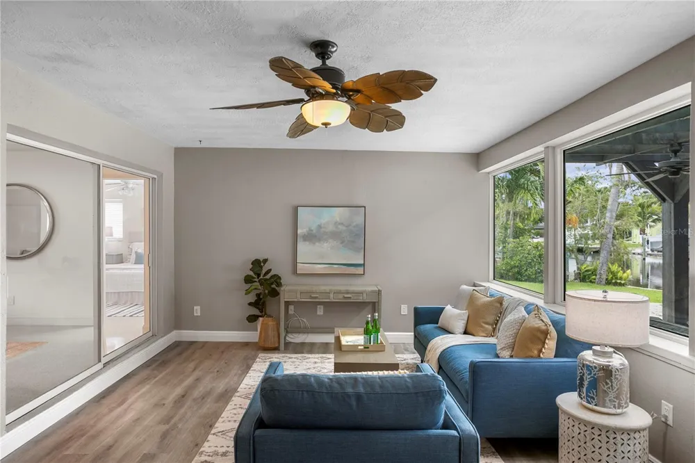 4051 14TH STREET NE St Petersburg, FL 33703