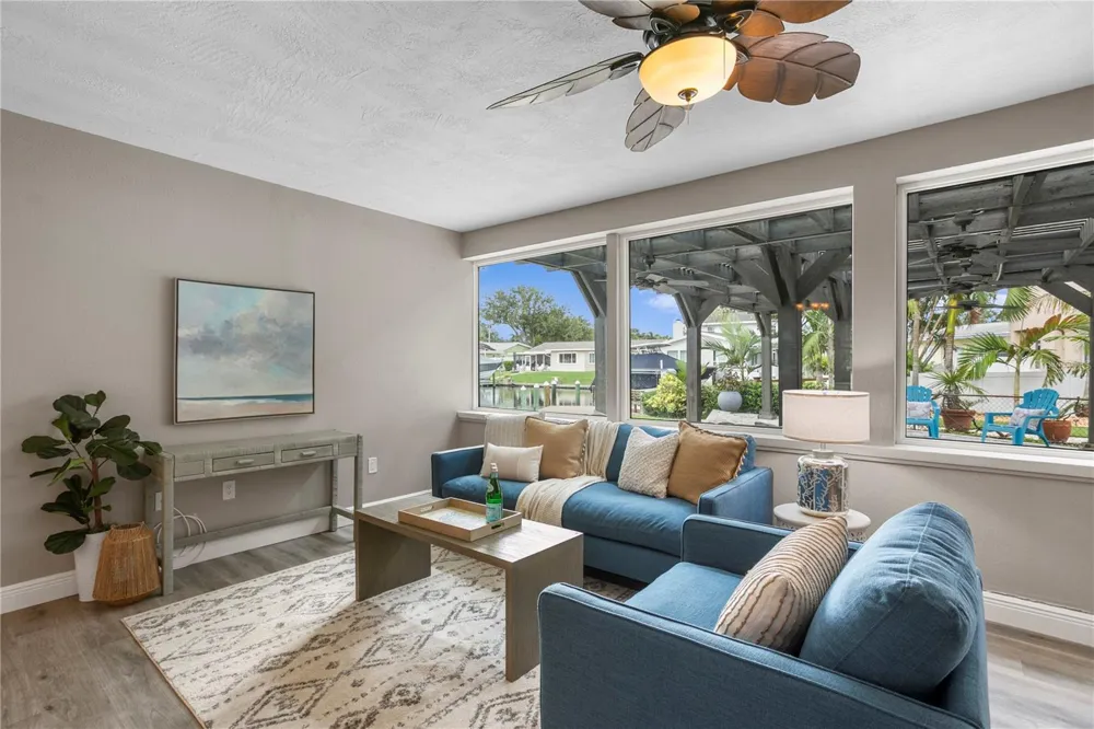 4051 14TH STREET NE St Petersburg, FL 33703