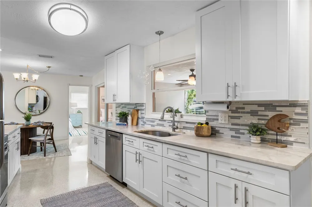 4051 14TH STREET NE St Petersburg, FL 33703
