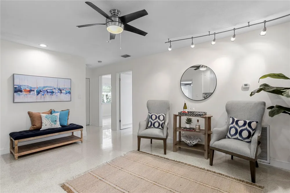 4051 14TH STREET NE St Petersburg, FL 33703
