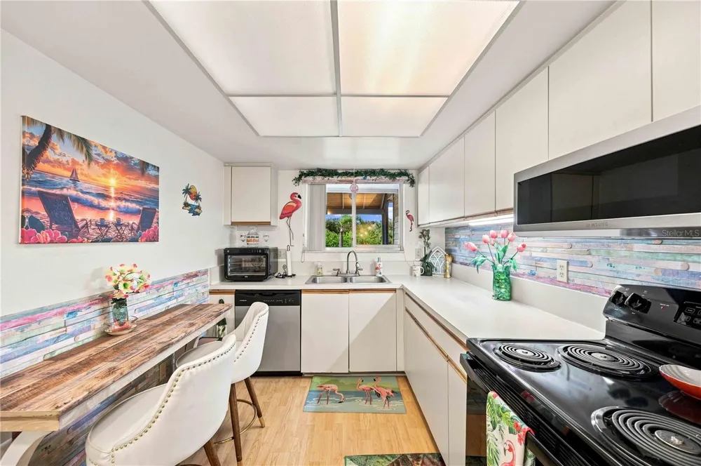 259 FENWICK DRIVE #40 Venice, FL 34285