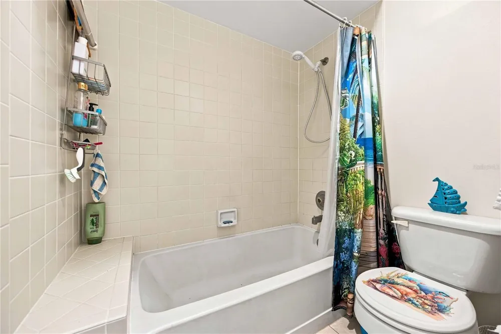 259 FENWICK DRIVE #40 Venice, FL 34285